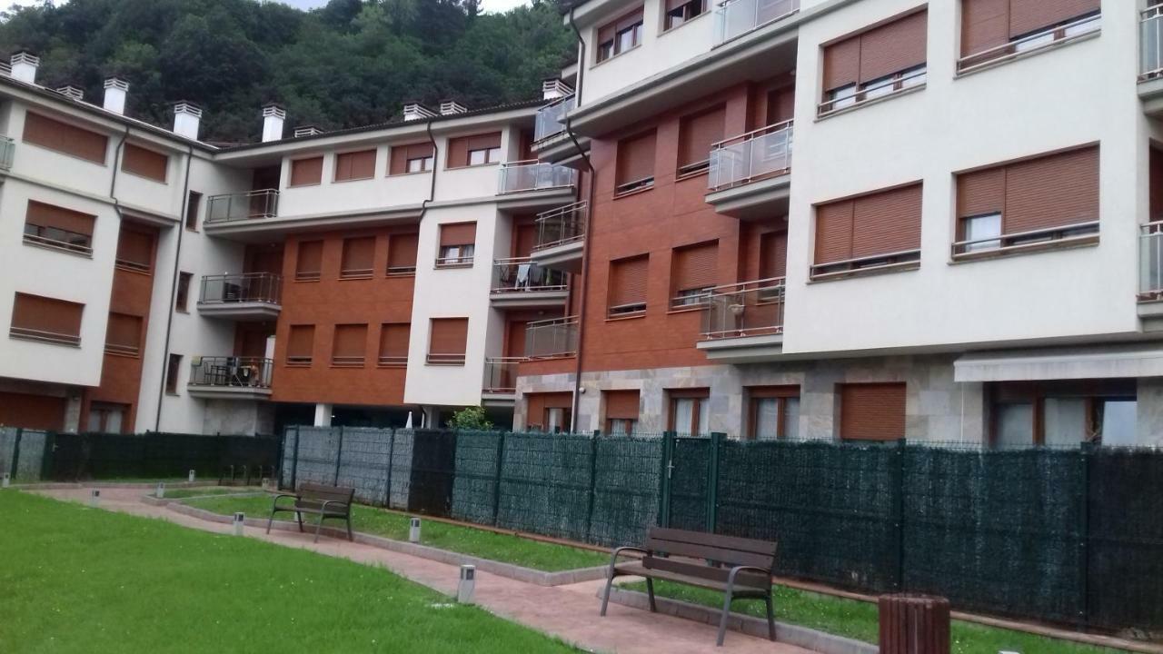 Descanso En El Sella Onís المظهر الخارجي الصورة